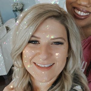 Meet your Posher, Chelsy